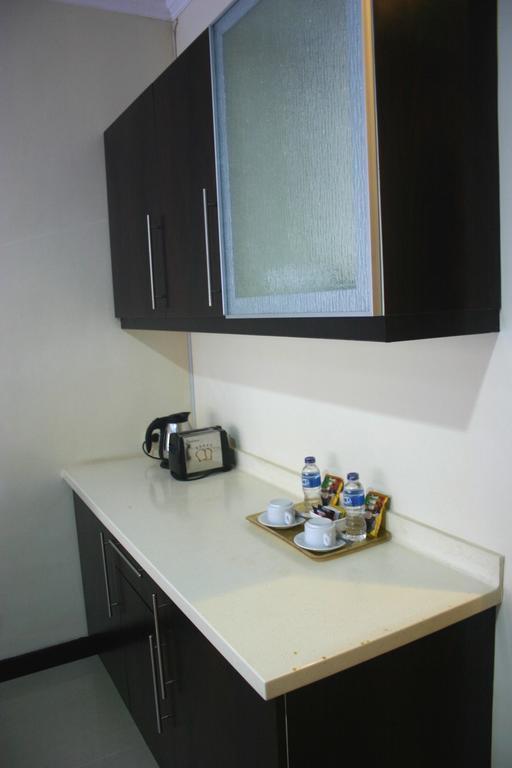 Royal Mamberamo Hotel Sorong Habitación foto
